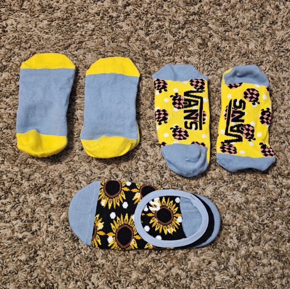Girls Youth Toddler To Sz 12 Youth VANS 3 Pairs Of No Show Socks!